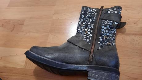 Prechodne luxusne cizmy, 36