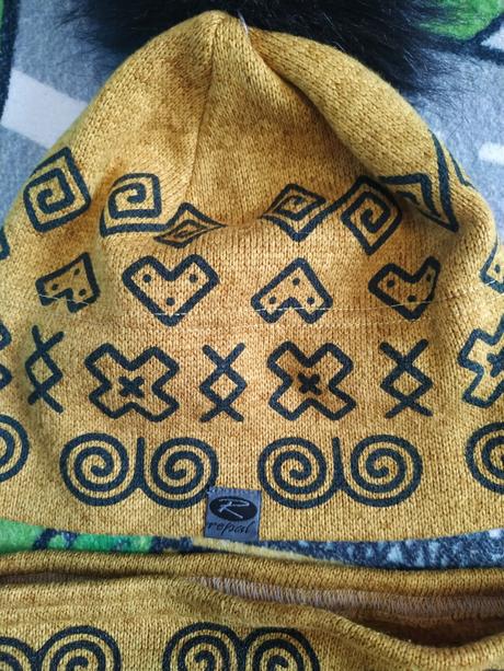 Set čiapka a nákrčník, 116