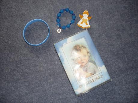 Modlitebná kniha pre deti+ ruženčeky-cena spolu, 