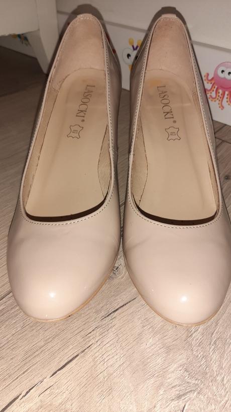 Lakovky lasocki, lasocki,37