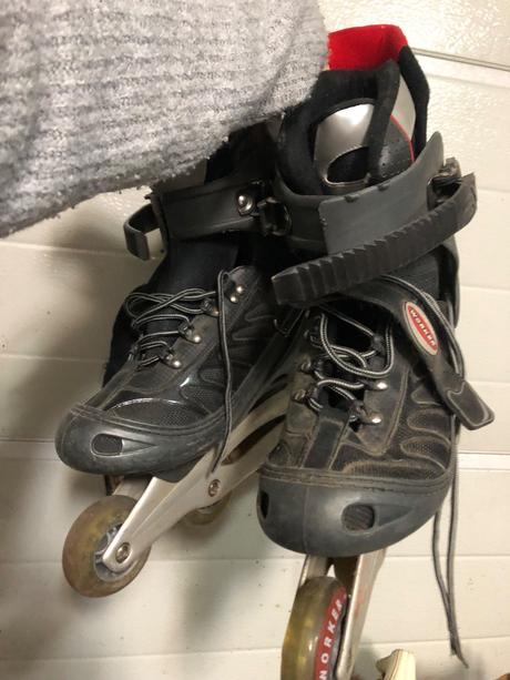 Kolieskové korčule, 43