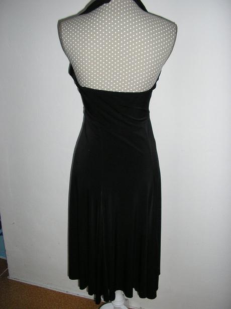 855. spoloč. šaty, s