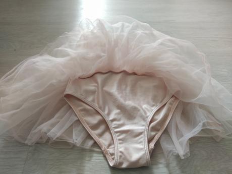 Dres na tanečnú.vel.110-116, h&m,110