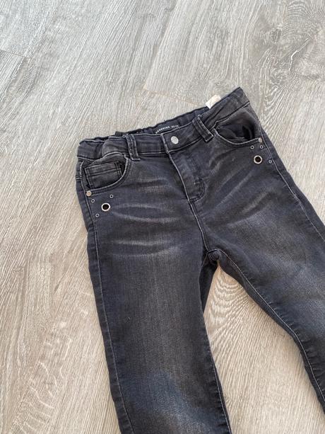 Slim rifle, reserved,122