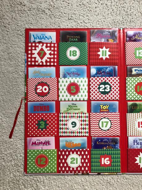 Disney adventny kalendar - top stav - necitany, 