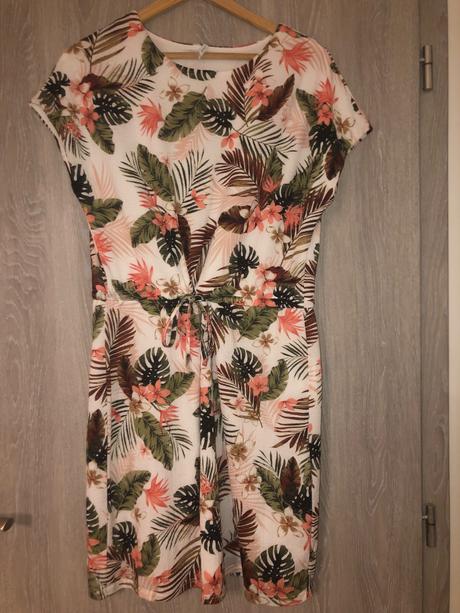 Dámskr šaty so spodničkou, only,s