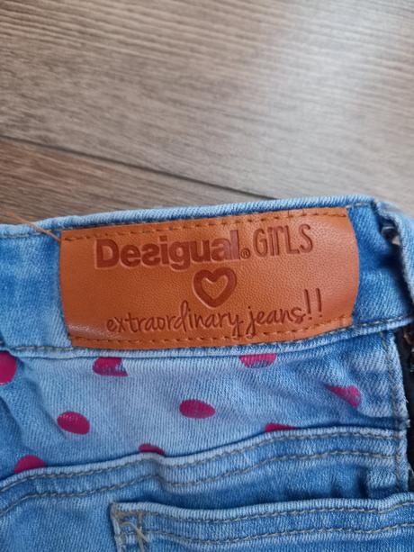 Riflove kratase pre dievcatko, desigual,104