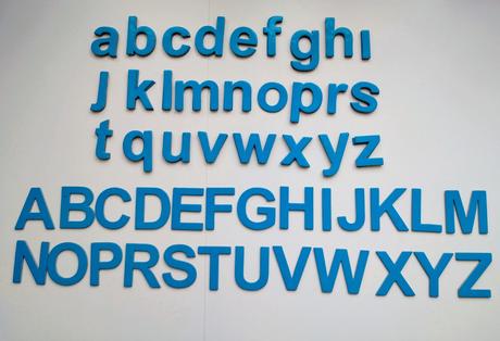 Magnetická abeceda,