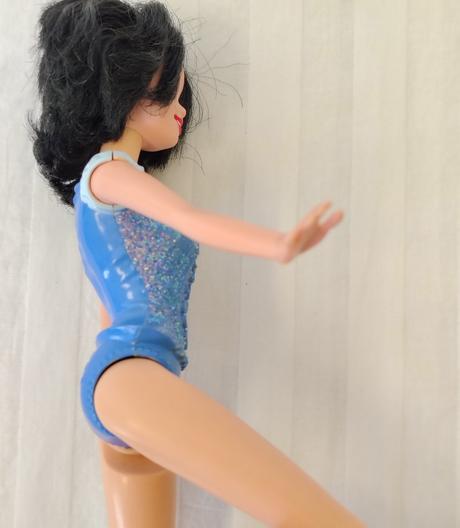 Zberateľská retro bábika snehulienka, mattel cfb77,
