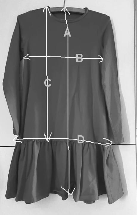 Perfektné vianočné šaty, s