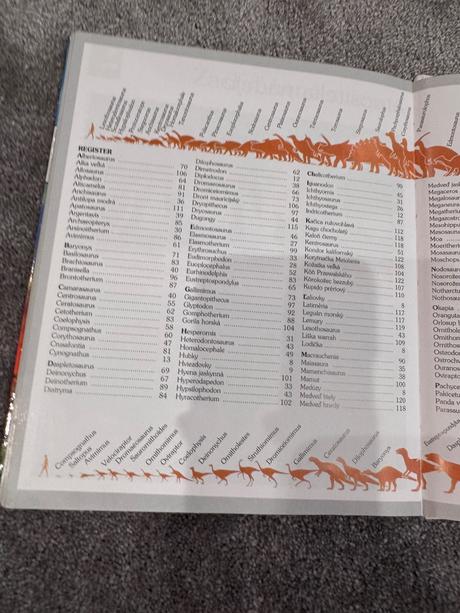Kniha dinosaury a vyhynuté zvieratá, 
