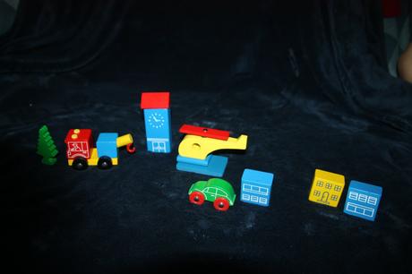 Drevene kocky vo vedierku, 