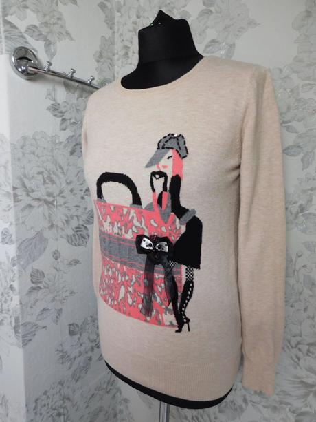 Pekny damsky pulover, 36