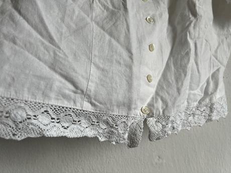 Krasna vintage bluzka tunika zdobena bohato cipkou, l