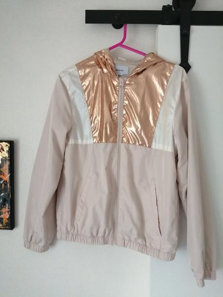 Šuštiakova bunda, reserved,152