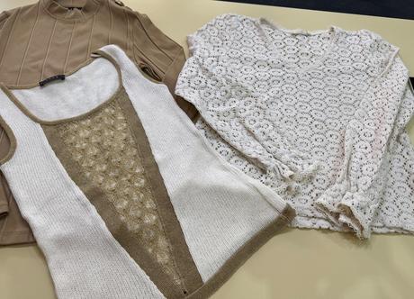 Balík dámskeho oblečenia, m