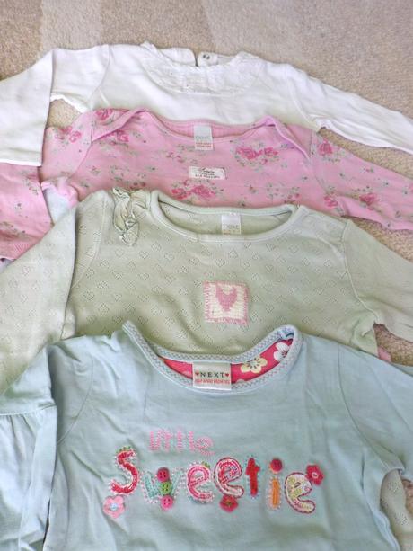 Veľký balík šaty, bundy... veľ. 80 (9-12 m.) 30 ks, 68–80