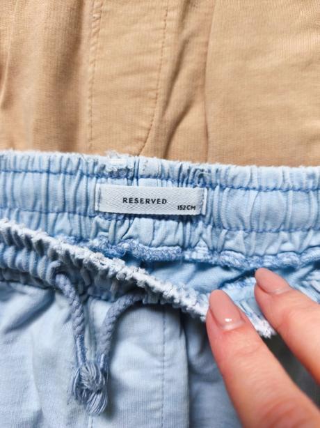 2x tepláky, reserved,152