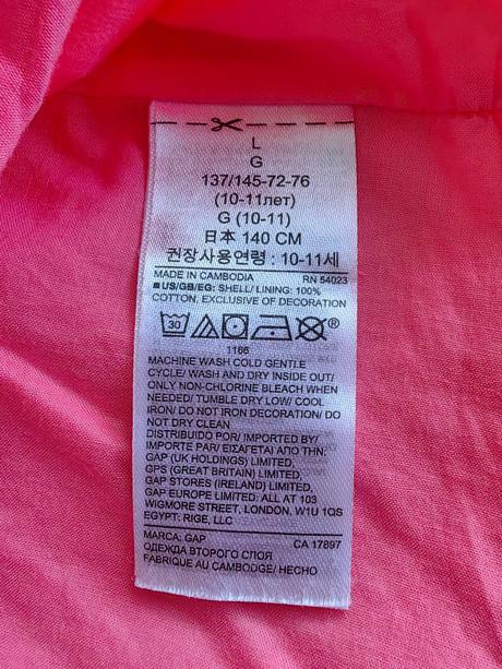 Minimálne nosené šaty gap, top stav, gap,140