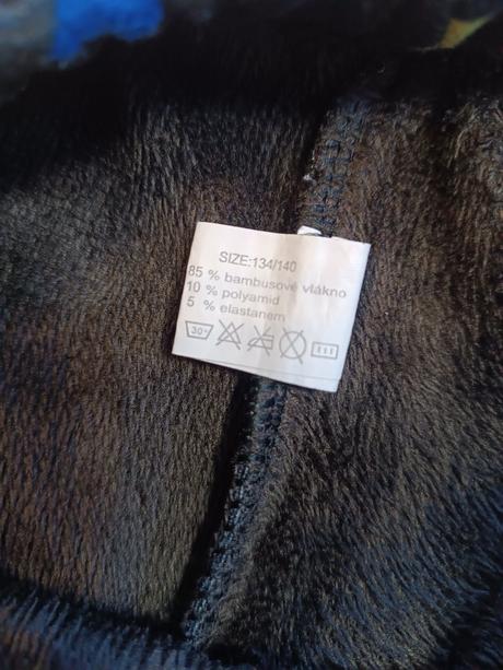 Zeteplené nohavice, 134