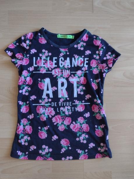Kvetinkové tričko, 146