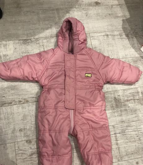 Bledoružový zimný overal, 74
