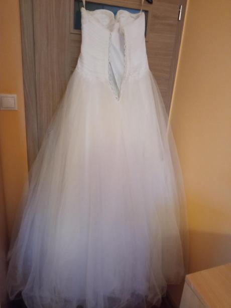 Korzetové svadobné šaty, l