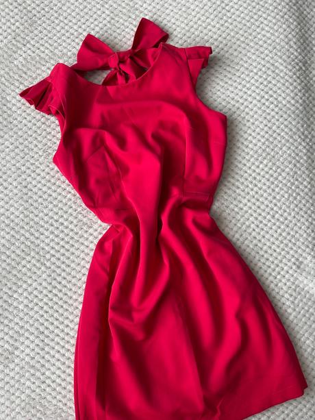 Spoločenské šaty, 42