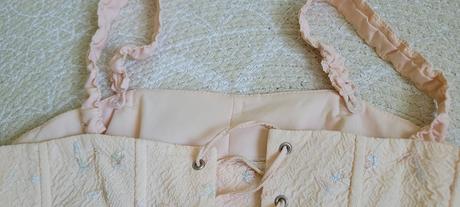 Spoločenské šaty, 40