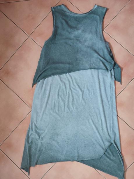 Dámske  asymetrické šaty zn.unisono, s