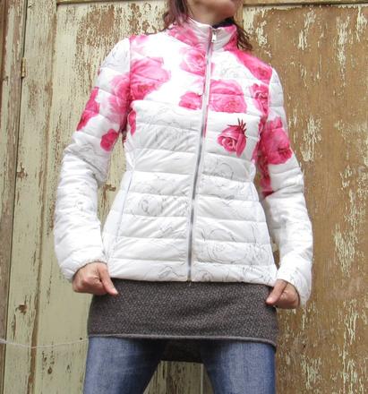 Prechodná bundička s ružami, denim,m