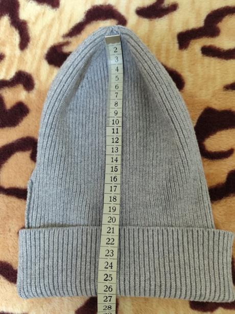 Ciapka cropp, malo nosena, 