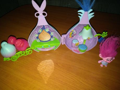 Trollovia kaderníctvo, 