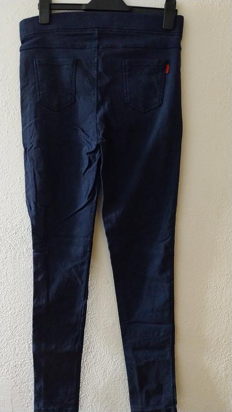 Dámske jeggins rifle, m