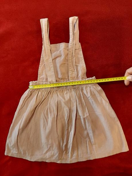 Ružová suknička z jemného menšestru, 98