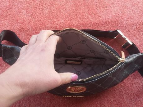 Carlo colucci ľadvinka, 