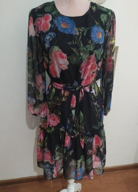 Kvetovane šaty, m