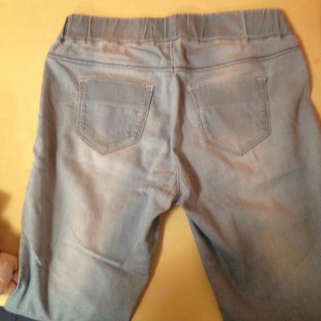 Bledomodré džegínsy, c&a,38