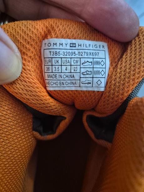 Zimne topanky, tommy hilfiger,36