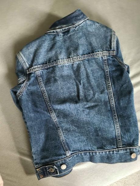 Riflova bunda gap, nohavice ted baker + tricko zda, 140