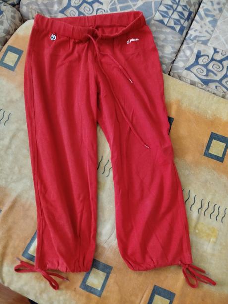 Dámske trištvrtove tepláky, m