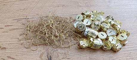 Zapichovacie očko - záponka - zlatá,