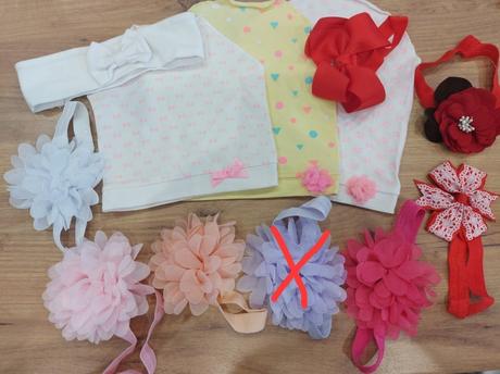 8 čeleniek + 3 šatky, 56