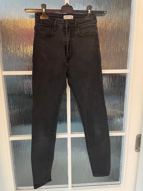 Čierne rifle, zara,34