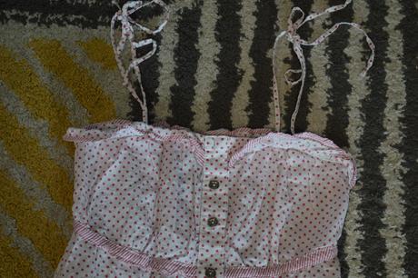 Bodkovaný top, bershka,s