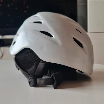 Detská lyžiarska prilba značky crivit, xs