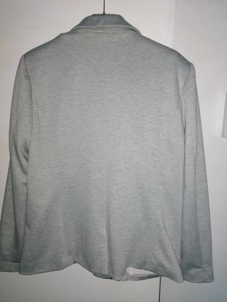 Amisu sako, amisu,42