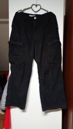 Damske cargo nohavice 42, bershka,42