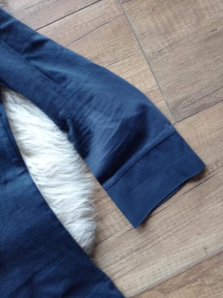 Krásne cierne tricko f&f bez poškodenia, f&f,m