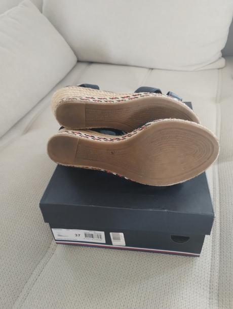 Koženē sandále na platforme, tomy hilfiger, 37, tommy hilfiger,37